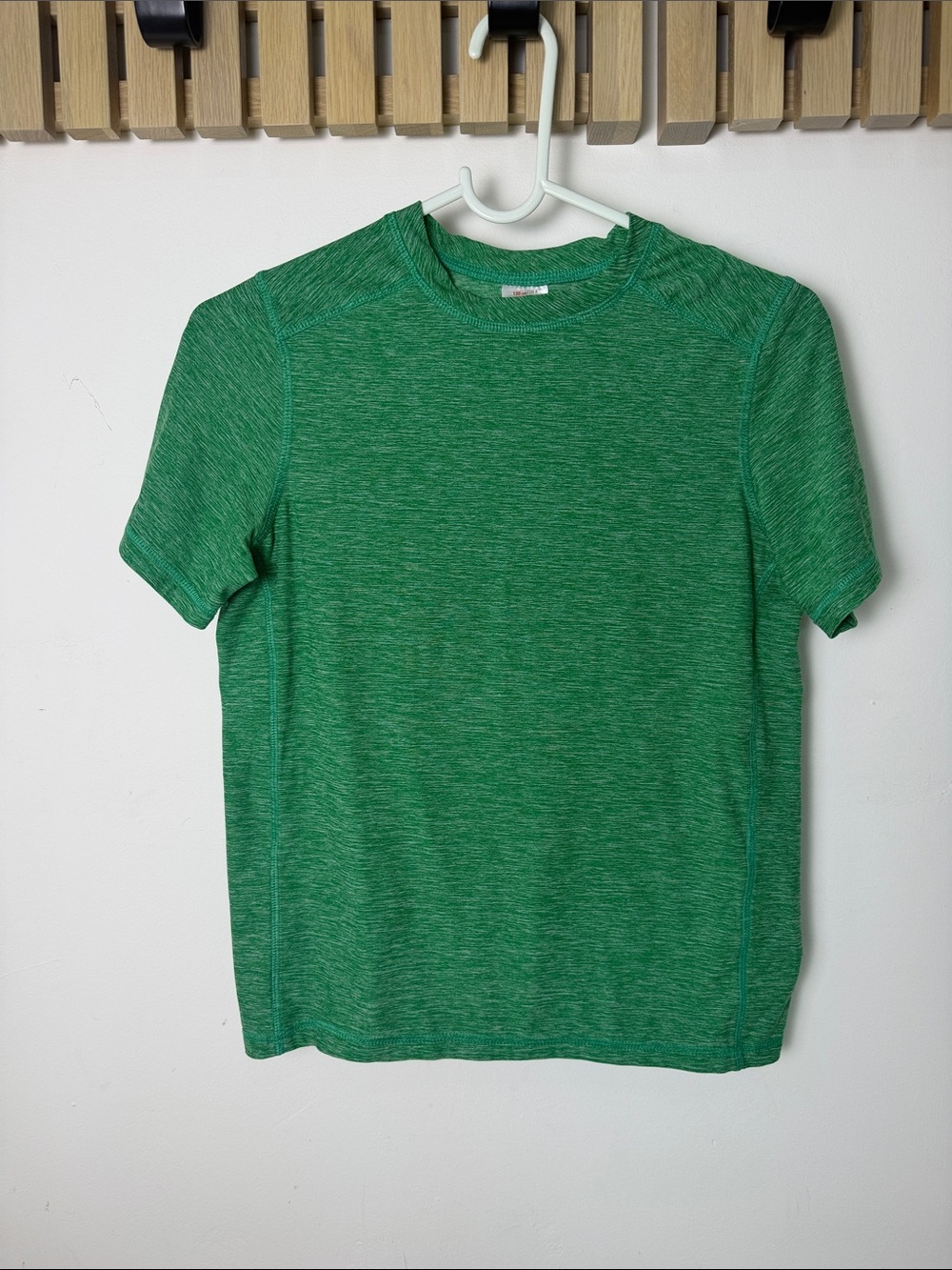 Hanna Andersson Green Heathered Short Sleeve Tee boys size 8